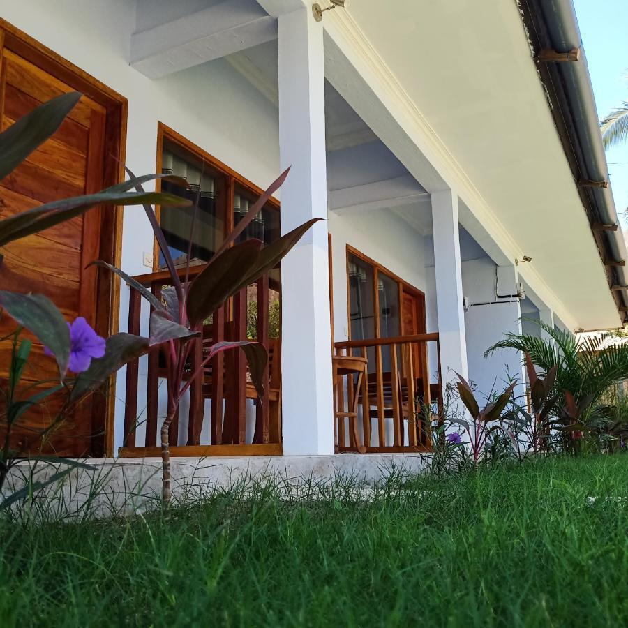 Elisa Homestay Areguling Kuta  Экстерьер фото