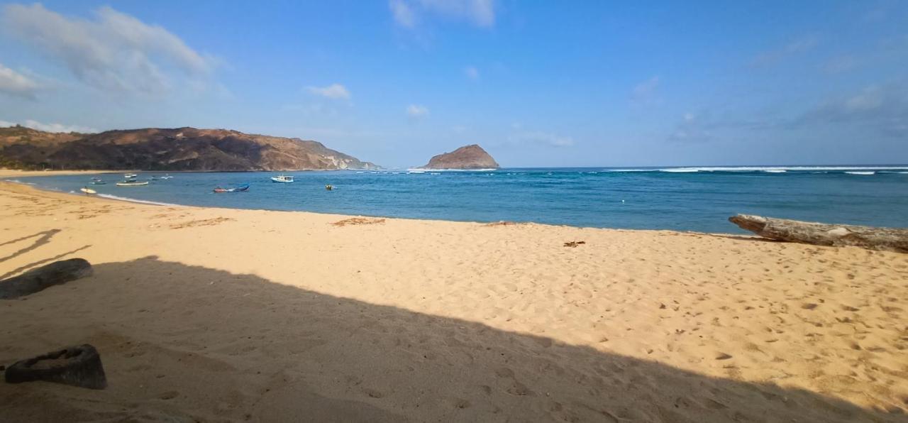 Elisa Homestay Areguling Kuta  Экстерьер фото